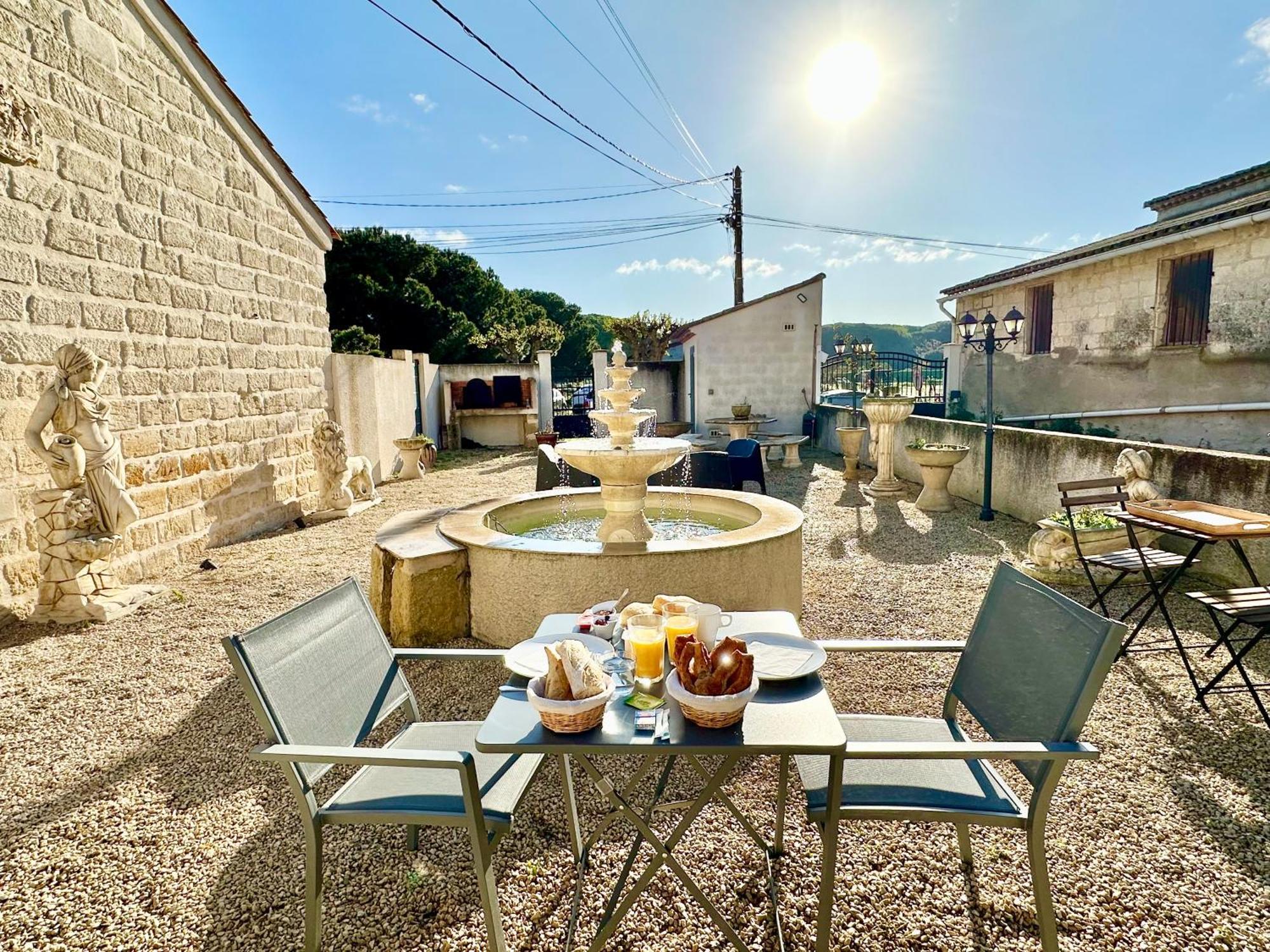 Les Appartements Du Mas - Emeraude Aigues-Mortes Eksteriør bilde