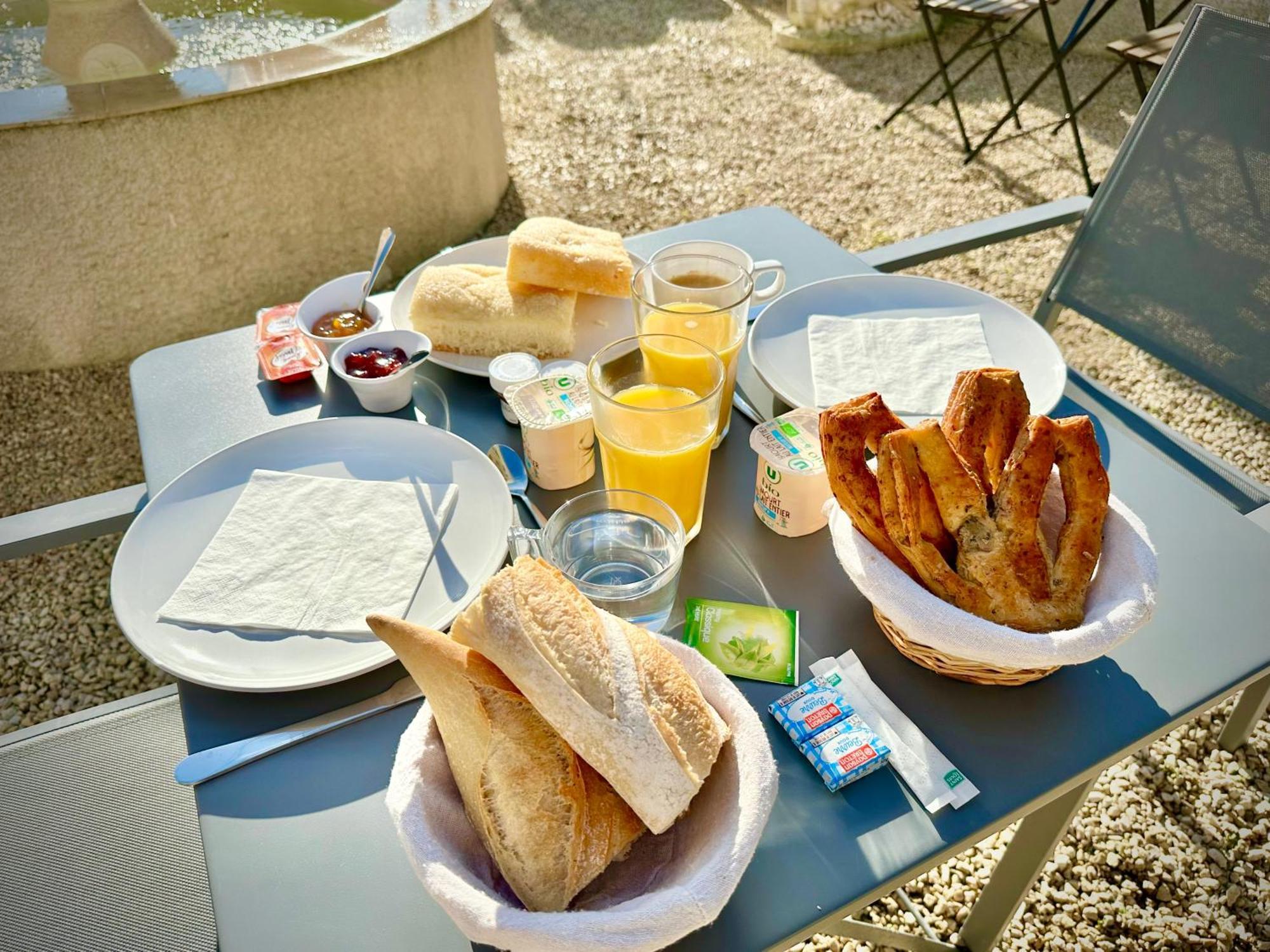 Les Appartements Du Mas - Emeraude Aigues-Mortes Eksteriør bilde