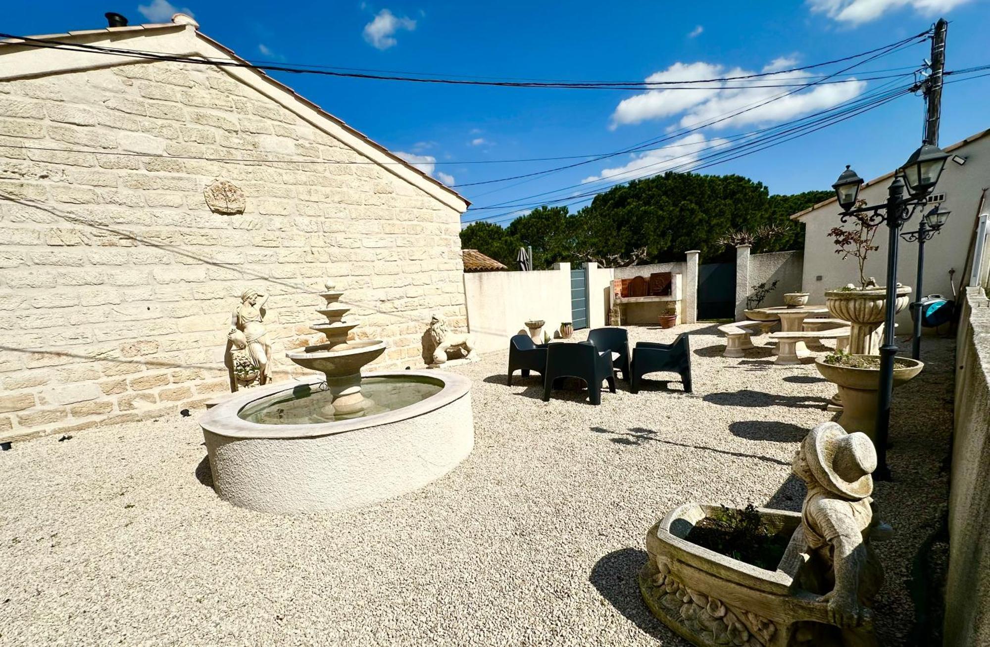 Les Appartements Du Mas - Emeraude Aigues-Mortes Eksteriør bilde